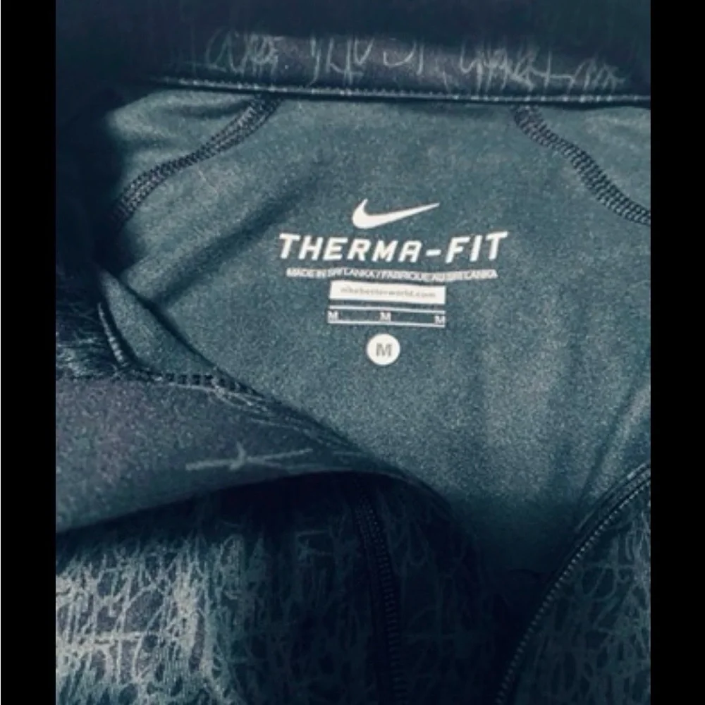 Nike Reflective Scribble Print Women’s Therma-fit 1/4 Zip Pullover SZ M  NWOT